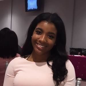 Meet your Posher, Jade